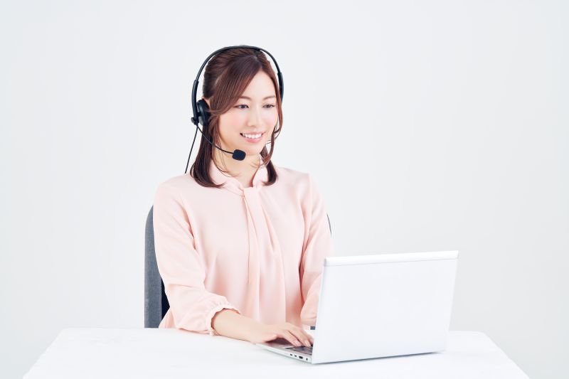＼20代～50代まで幅広く活躍！／

◎未経験OK！しっかり研修＆OJTあり♪
◎ネイル、服装、髪型自由＊自分の好きなスタイルで働けます！
◎シフト制、土日休みなど勤務曜日も様々！ライフワークに合わせて選べます！


【インバウンド（受電）】
コールセンターや部門内のお問い合わせ対応：各種問い合わせへの回答、お客様情報の変更、担当部署へのエスカレーション…etc

【アウトバンド（架電）】
コールセンターや部門内での勧奨、督促対応：商品勧奨、営業担当のアポイントメント取得、入金督促、イベントのご案内…etc